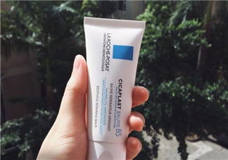 理膚泉b5有激素嗎？理膚泉b5有100ml的嗎？
