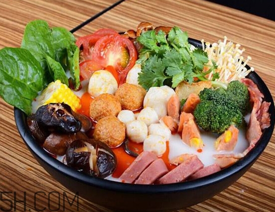 關(guān)東煮利潤(rùn)高嗎？關(guān)東煮和麻辣燙的區(qū)別