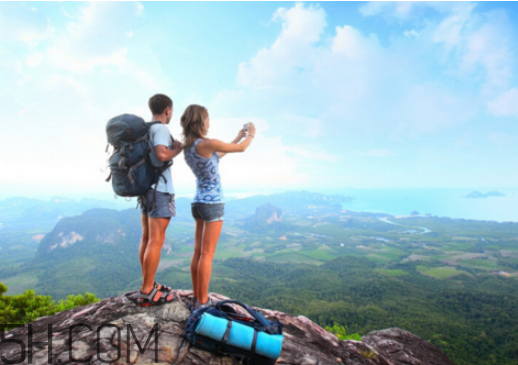 爬山要帶什么吃的？爬山耳鳴怎么回事？