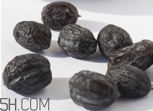 黑棗可以直接吃嗎 黑棗可以生吃嗎 黑棗可以直接吃嗎 黑棗可以生吃嗎