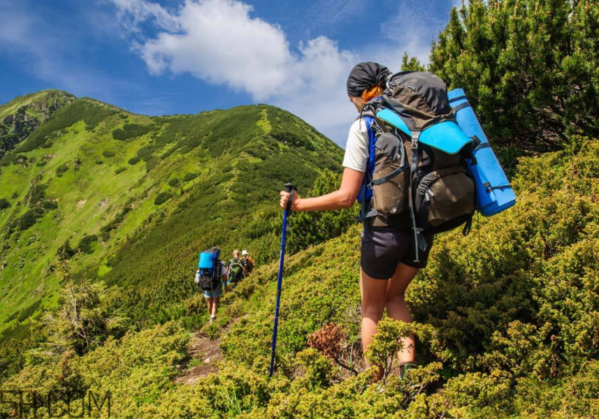下雪爬山要準(zhǔn)備什么？爬山后小腿疼怎么按摩？