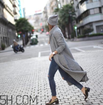 羊毛大衣能淋雨嗎？羊毛大衣可以暴曬嗎？