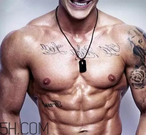 飛鳥(niǎo)能練胸肌嗎？臥推和飛鳥(niǎo)哪個(gè)更練胸？