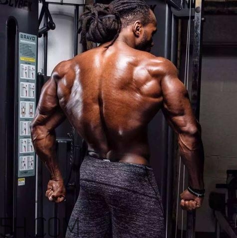 背闊肌怎么練？背闊肌怎么找感覺？