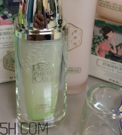 百雀羚精華液怎么打開？百雀羚精華液怎么開蓋