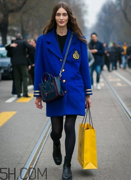 肩窄的女生穿什么大衣？適合肩窄女生的大衣款式