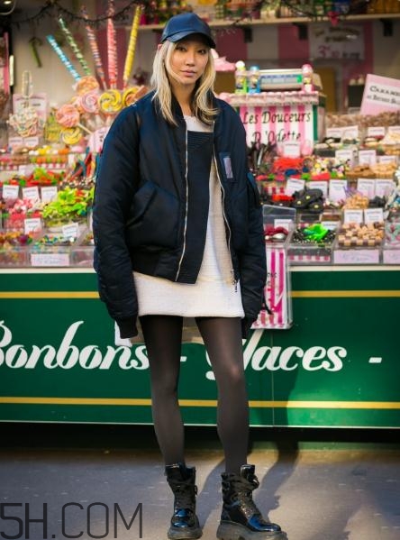 肩窄的女生冬天怎么穿？肩窄的女生冬天穿搭技巧