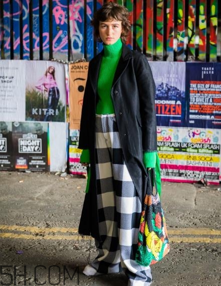 梨形身材冬天怎么穿？梨形身材冬季穿衣搭配