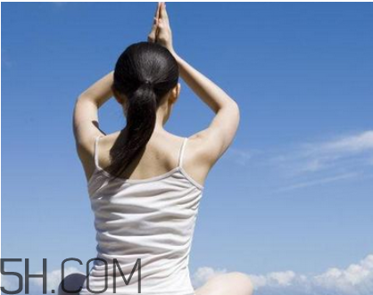 哺乳期練瑜伽要注意什么？哺乳期適合的瑜伽姿勢