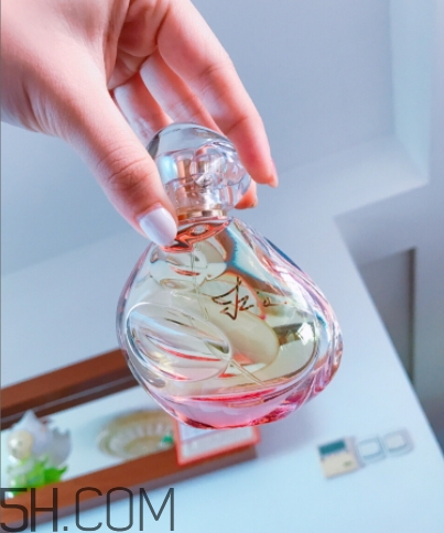 sisley izia伊莎香水多少錢？希思黎izia香水專柜價格