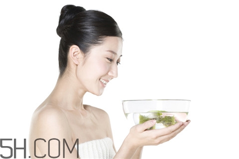 青春痘是怎么產(chǎn)生的？青春痘是痤瘡嗎？