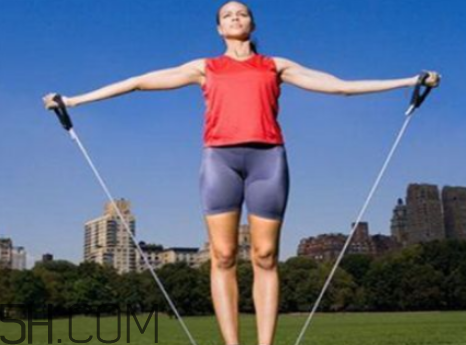 跳繩頭疼是怎么回事？跳繩有什么技巧？