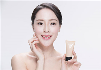 青春痘能不能擠？青春痘能用鹽水洗嗎？