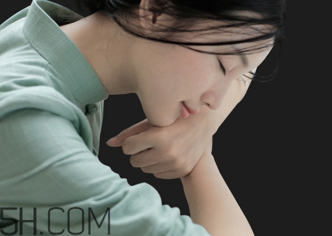 百雀羚保濕噴霧怎么用？百雀羚保濕噴霧使用心得