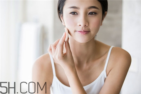 青春痘需要用藥嗎？青春痘需要治療嗎？