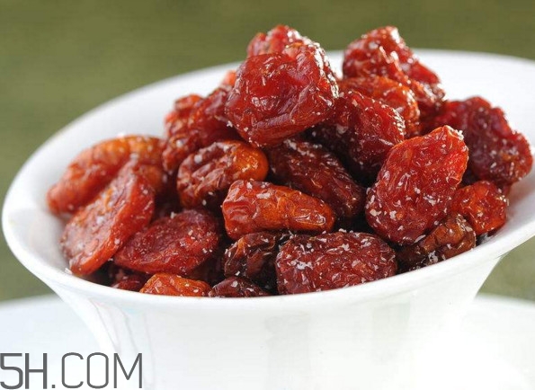 蜜棗和紅棗有什么區(qū)別？阿膠蜜棗的功效與作用