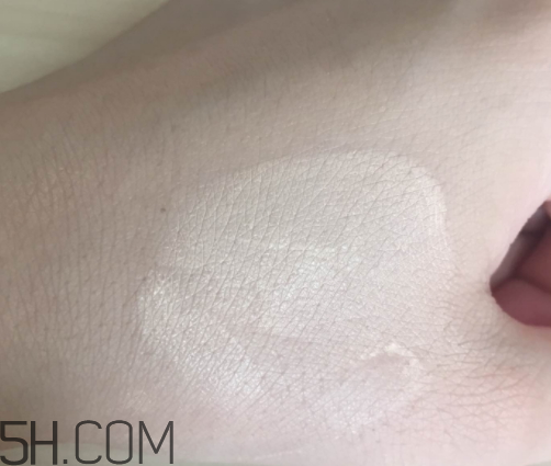 初之印修容氣墊CC霜怎么樣？多少錢(qián)？