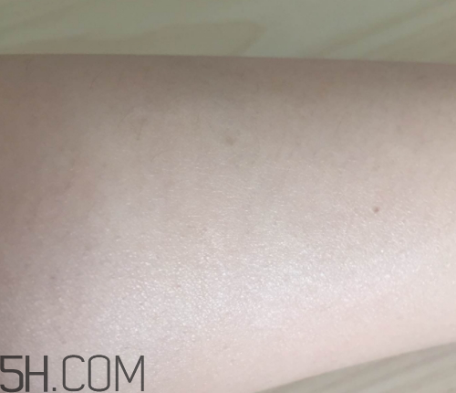 初之印修容氣墊CC霜怎么樣？多少錢(qián)？