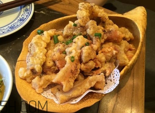 炸酥肉是用面粉還是淀粉？炸好的酥肉怎么煮好吃