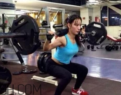 深蹲會傷害膝蓋嗎？深蹲怎么保護膝蓋？