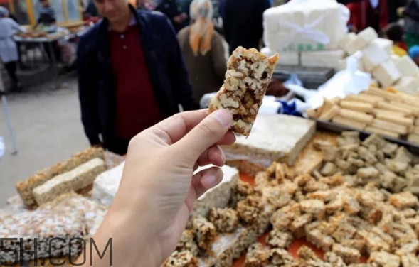 正宗的新疆切糕怎么做？切糕可以過(guò)夜嗎