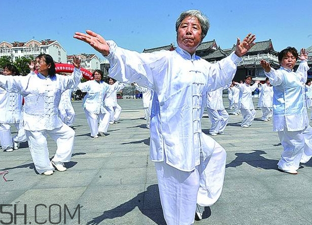 八段錦是誰創(chuàng)立的？八段錦什么時候練最好
