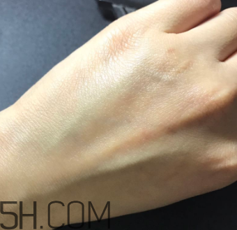 蘭蔻新塑顏修護眼霜產品評測_使用方法