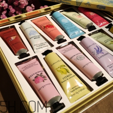 crabtree evelyn護(hù)手霜保質(zhì)期 瑰珀翠護(hù)手霜生產(chǎn)日期 crabtree evelyn護(hù)手霜保質(zhì)期 瑰珀翠護(hù)手霜生產(chǎn)日期