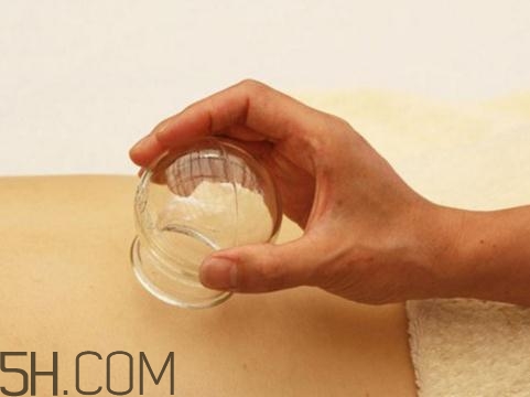 關(guān)節(jié)炎可以拔火罐嗎？關(guān)節(jié)炎拔罐管用嗎？
