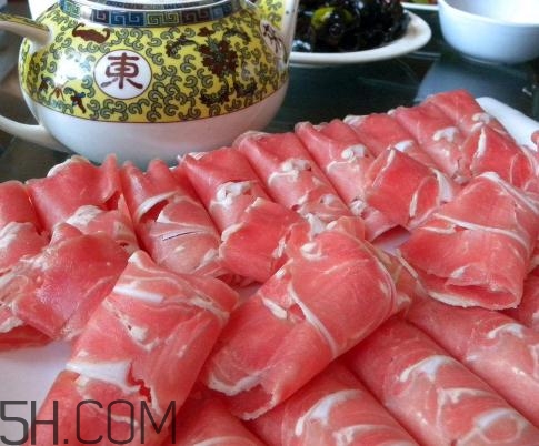 涮羊肉哪個部位最好吃？涮羊肉都有什么菜？