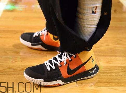nike kyrie 3 raygun外星人配色會(huì)發(fā)售嗎？