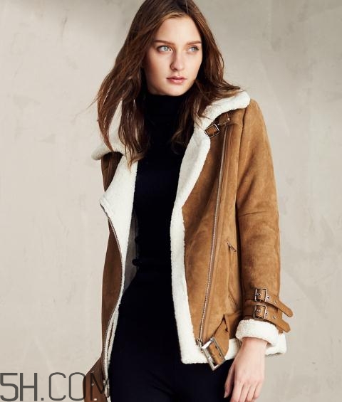 麂皮絨衣服掉色嗎？麂皮絨衣服掉色怎么處理？