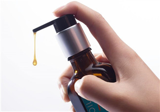 如何用精油護(hù)發(fā)？薰衣草精油護(hù)發(fā)怎么用？