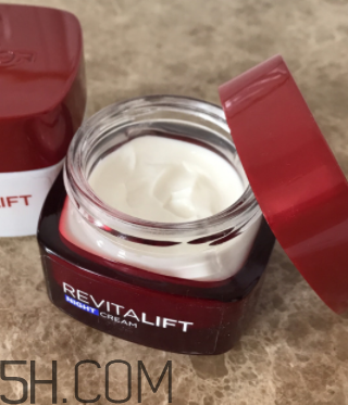 歐萊雅復(fù)顏抗皺緊致滋潤晚霜 歐萊雅復(fù)顏抗皺緊致滋潤晚霜