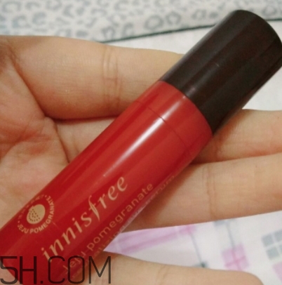 悅詩風(fēng)吟石榴眼霜好用嗎？悅詩風(fēng)吟石榴眼霜適合年齡