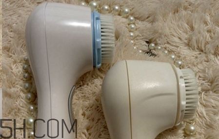 科萊麗可以天天用嗎 科萊麗aria和mia2區(qū)別 科萊麗可以天天用嗎 科萊麗aria和mia2區(qū)別