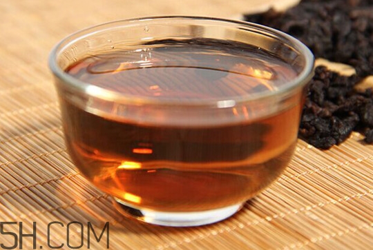 天氣干燥煲什么湯喝最好？氣候干燥喝什么茶好