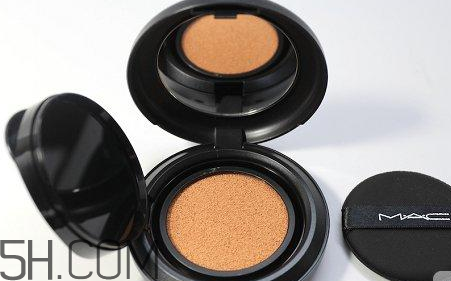 bobbi brown明星產(chǎn)品有哪些？bobbi brown膠囊氣墊好用嗎？