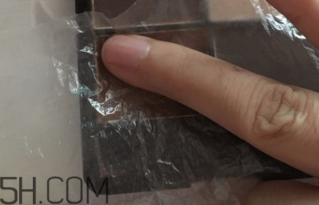眼影碎了怎么恢復原樣？粉色眼影牌子推薦