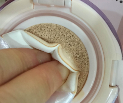 卡姿蘭氣墊cc和瑪麗黛佳哪個好？對比