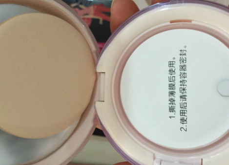 卡姿蘭氣墊cc和瑪麗黛佳哪個好？對比