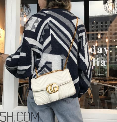 白色包包變黃了怎么辦？白色包包黑了怎么清洗？