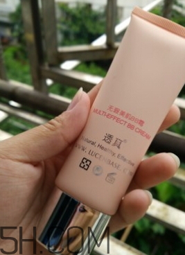 透真護(hù)膚套裝怎么樣？透真護(hù)膚套裝有實(shí)體店嗎