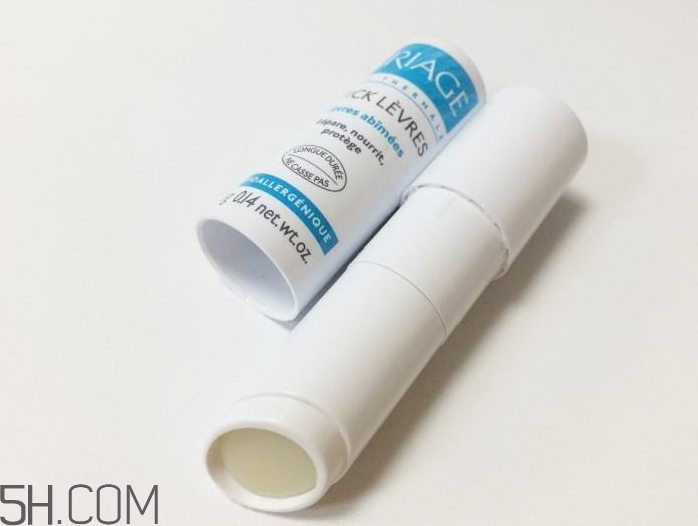 依泉柔潤護(hù)唇膏好用嗎？依泉柔潤護(hù)唇膏多少錢？