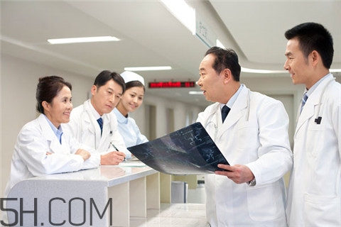 濕疹有水泡嗎?濕疹有白頭嗎? 濕疹有水泡嗎?濕疹有白頭嗎?