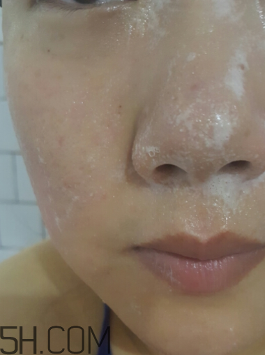 絲塔芙泡沫潔面乳怎么用？泡沫潔面乳用法