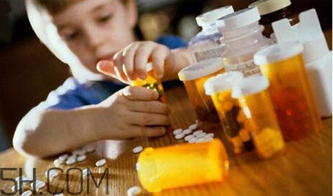 退燒藥吃多了會(huì)怎樣？退燒藥吃了多久會(huì)退燒