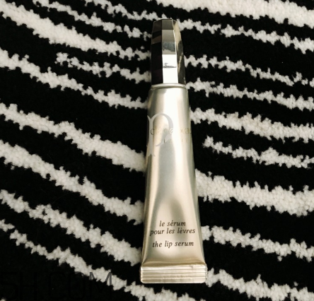 cpb唇部精華和lamer潤唇膏搭配好用嗎？cpb唇部精華怎么樣？