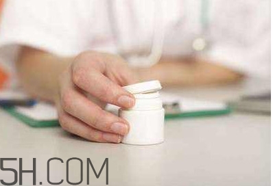 頭孢可以和阿奇霉素一起吃嗎？頭孢可以吃幾天