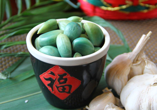 臘八蒜夏天能做嗎？臘八蒜和糖醋蒜的區(qū)別